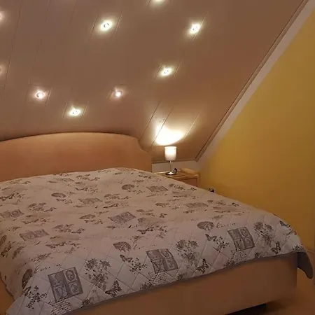 Geräumige 2-zimmerwohnung In Ruhiger Lage Ansbach