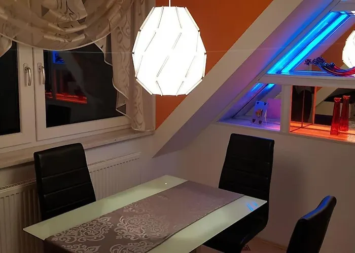 Geräumige 2-zimmerwohnung In Ruhiger Lage Apartment *